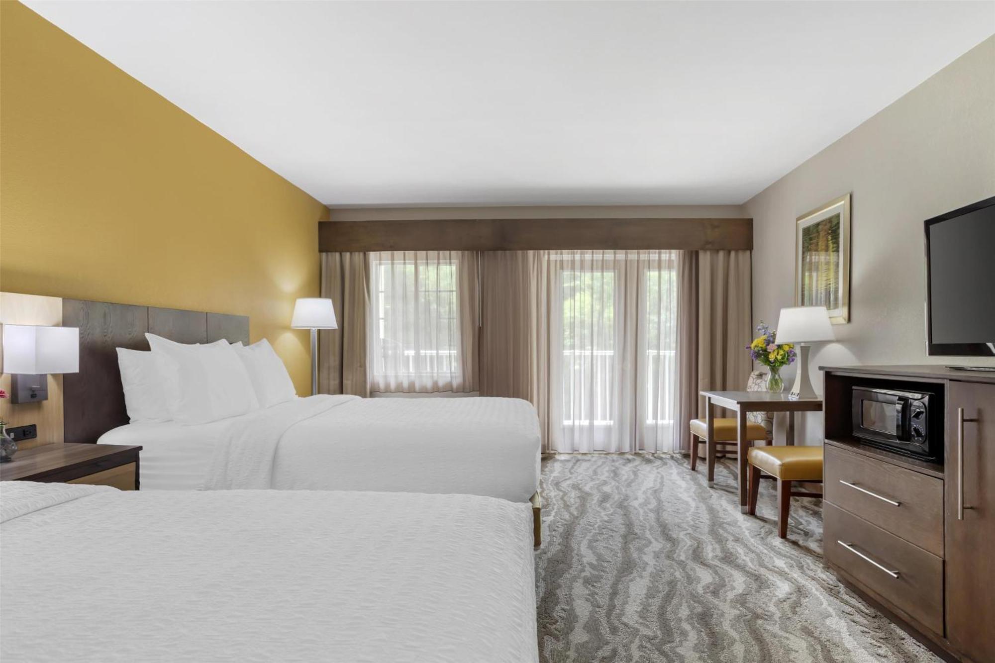 Western River Escape Sylva /