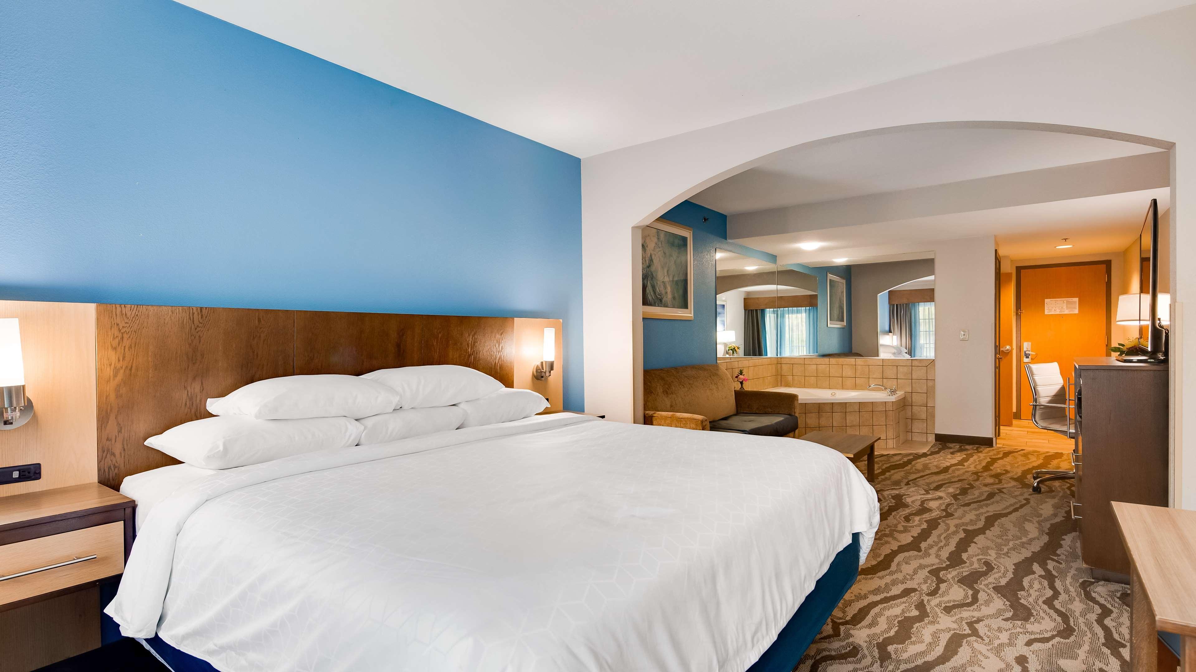 Hotel Western River Escape Sylva /