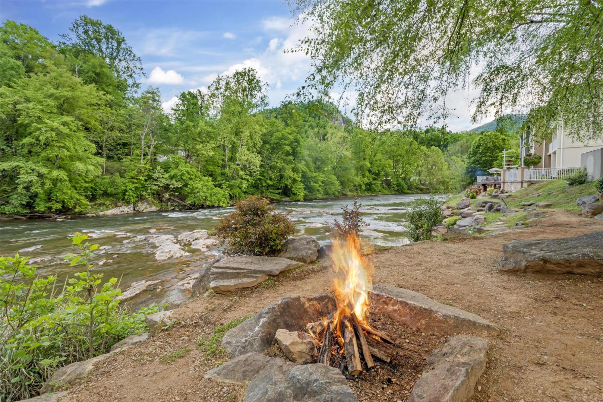 Hotel Western River Escape Sylva / Dillsboro