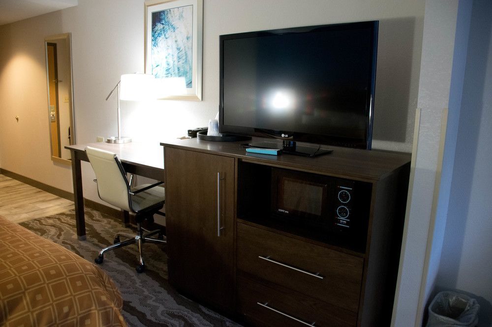 Best Western Plus River Escape Sylva / Hotel 3*